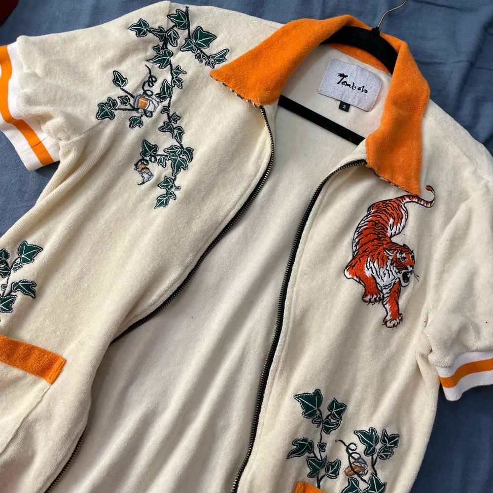 Women’s small Tombolo tiger design zip-up collared shirt